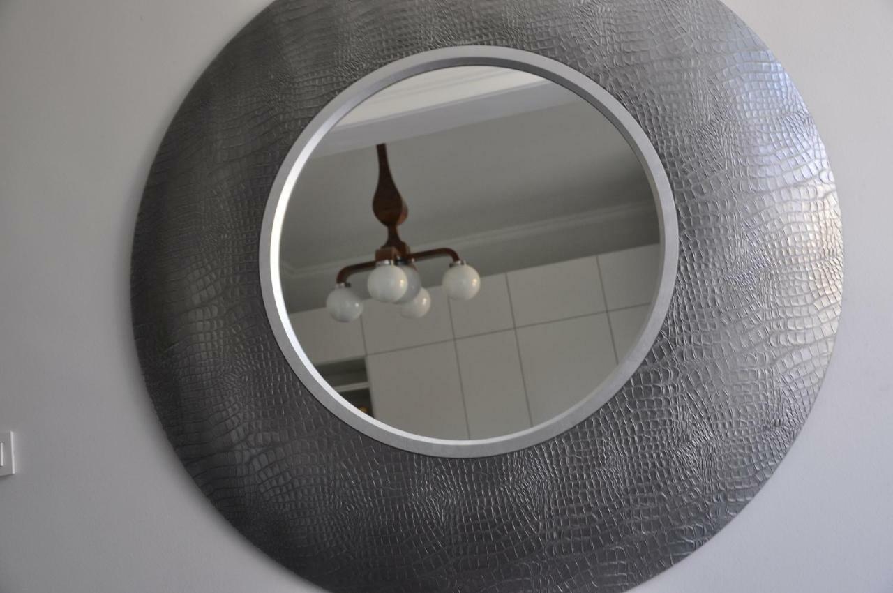 Deluxe Beachfront Apartment Klara, Lovran Kültér fotó
